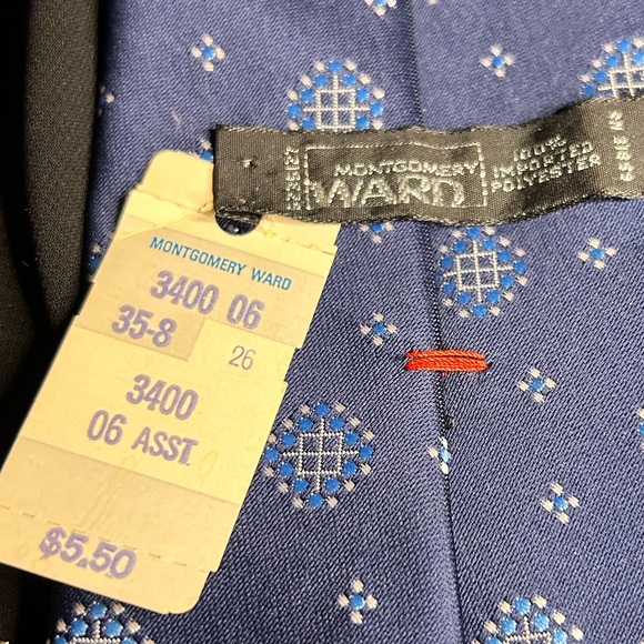 MONTGOMERY WARD VTG NWT Blue Polyester tie. - Picture 2 of 6